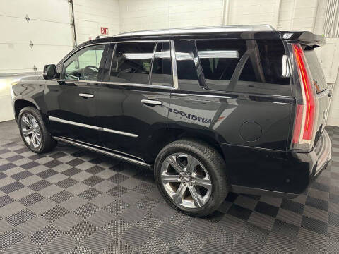 2017 Cadillac Escalade Platinum