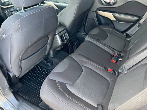 2017 Jeep Cherokee Latitude
