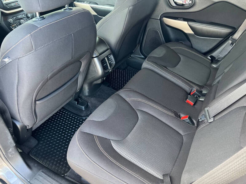 2017 Jeep Cherokee Latitude