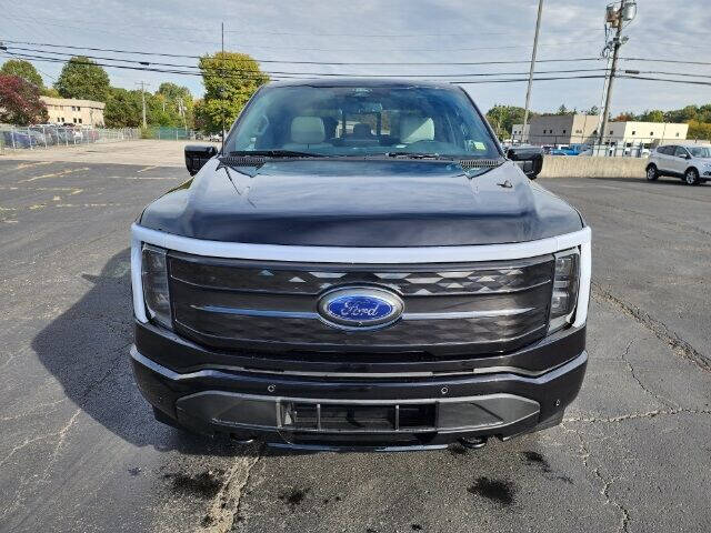 Used 2022 Ford F-150 Lightning Platinum with VIN 1FT6W1EV7NWG02918 for sale in Marion, OH