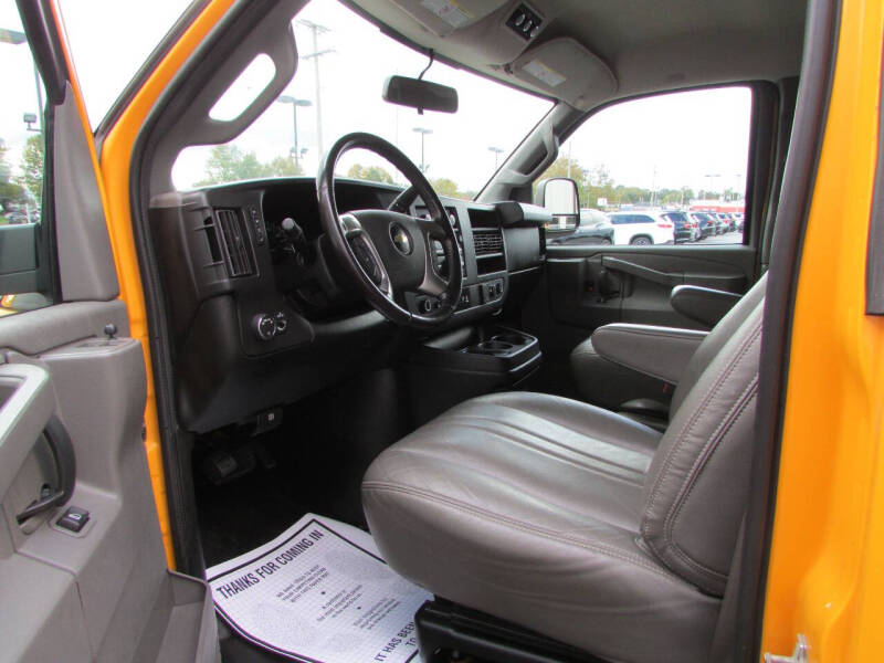 2016 Chevrolet Express LS 3500