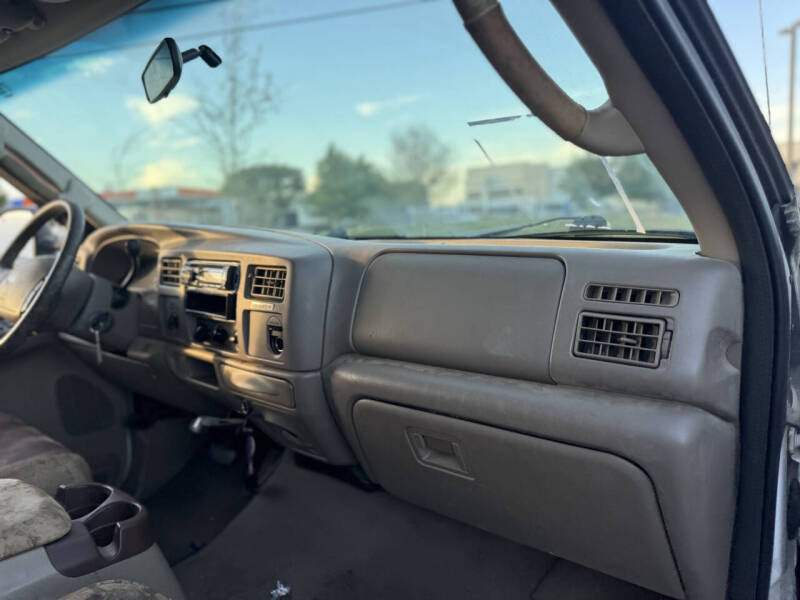 2004 Ford F-250 Super Duty Lariat