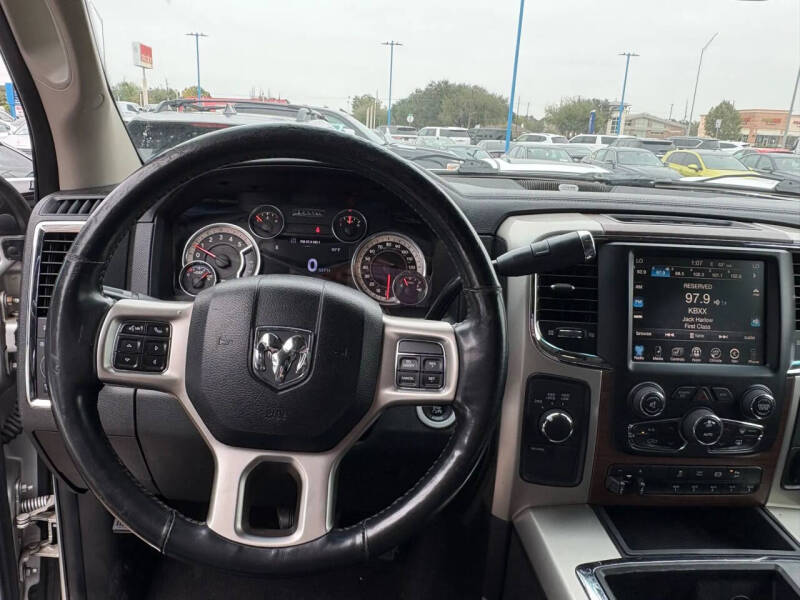 2015 RAM 3500 Laramie