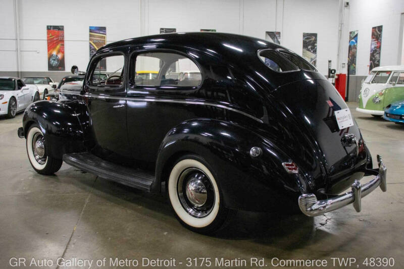 1940 Ford Deluxe