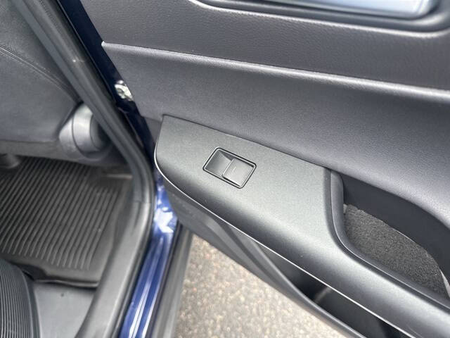 2024 Toyota Venza LE