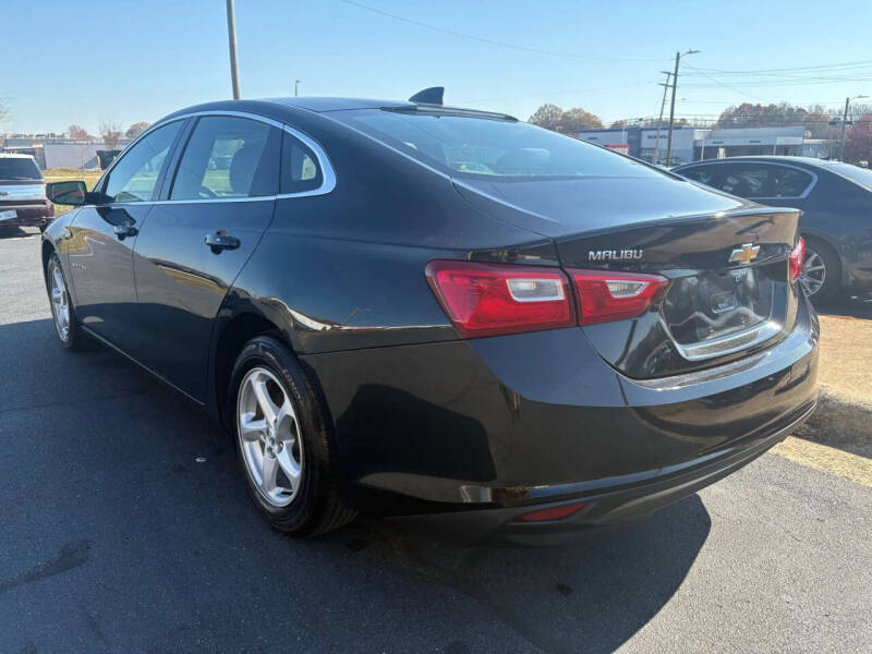 2018 Chevrolet Malibu LS
