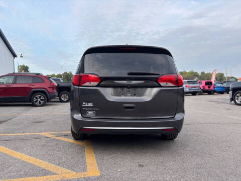 2019 Chrysler Pacifica Touring Plus