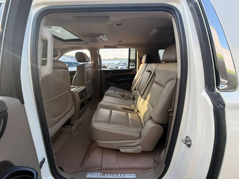 2015 Chevrolet Suburban LT