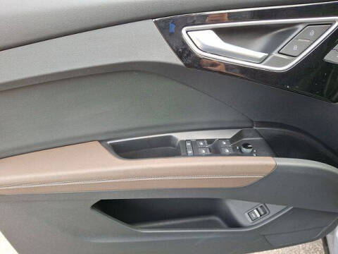 2025 Audi Q4 e-tron Premium 45