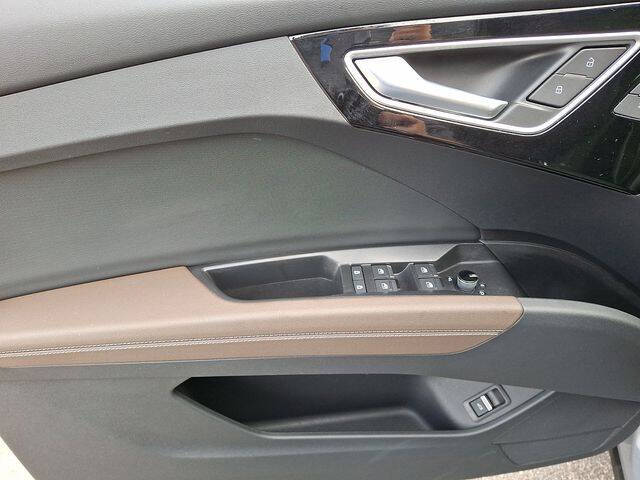 2025 Audi Q4 e-tron Premium 45