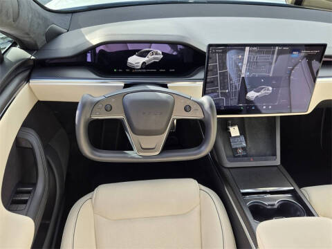 2022 Tesla Model S Plaid