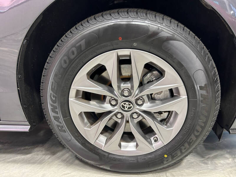 2025 Toyota Sienna