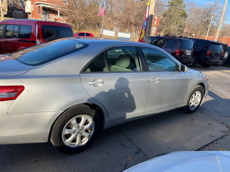 2011 Toyota Camry LE
