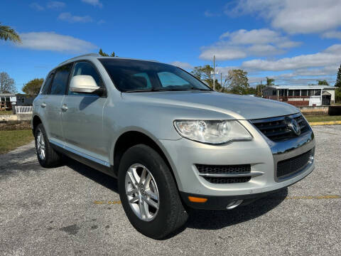 2008 Volkswagen Touareg 2 for sale at LLAPI MOTORS in Hudson FL