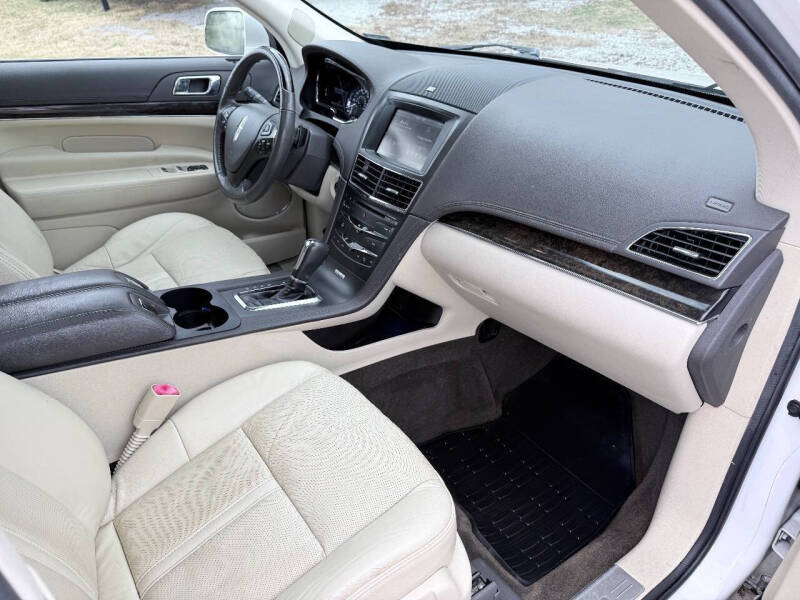 2014 Lincoln MKT Ecoboost