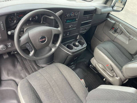 2023 GMC Savana 2500