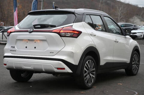 2023 Nissan Kicks SV