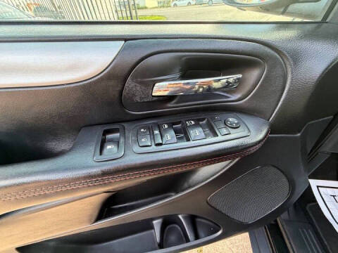 2017 Dodge Grand Caravan GT