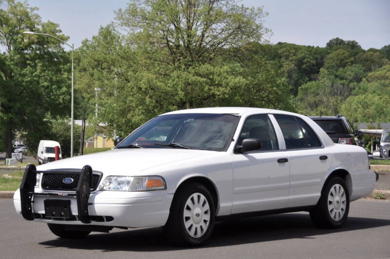 2007 Ford Crown Victoria for sale at T CAR CARE INC in Philadelphia PA