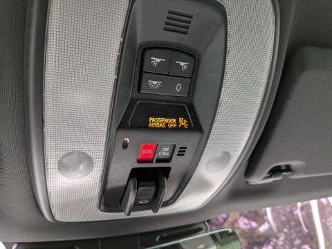 2015 Volvo XC60 T6 R-Design Platinum