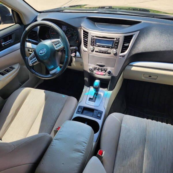 2013 Subaru Legacy 2.5i Premium