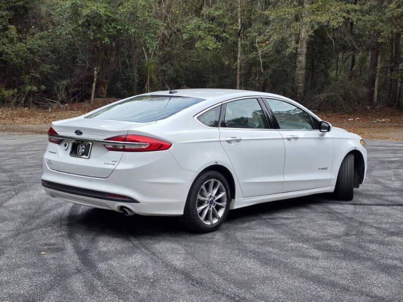 2017 Ford Fusion Hybrid SE