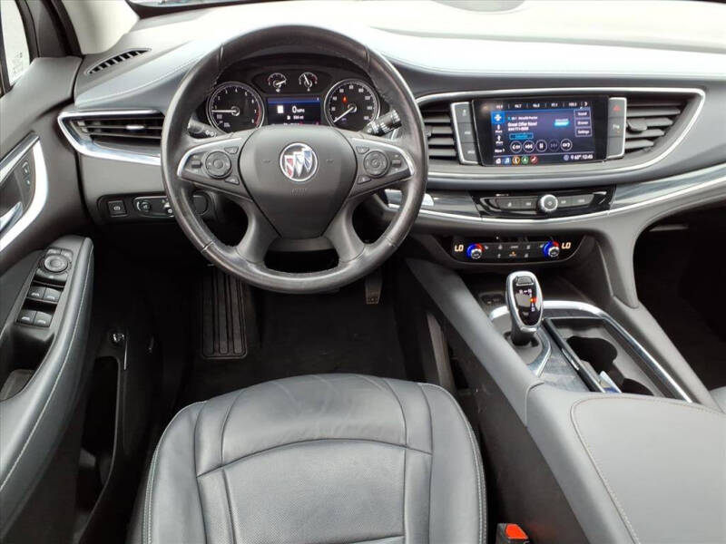 2021 Buick Enclave Essence