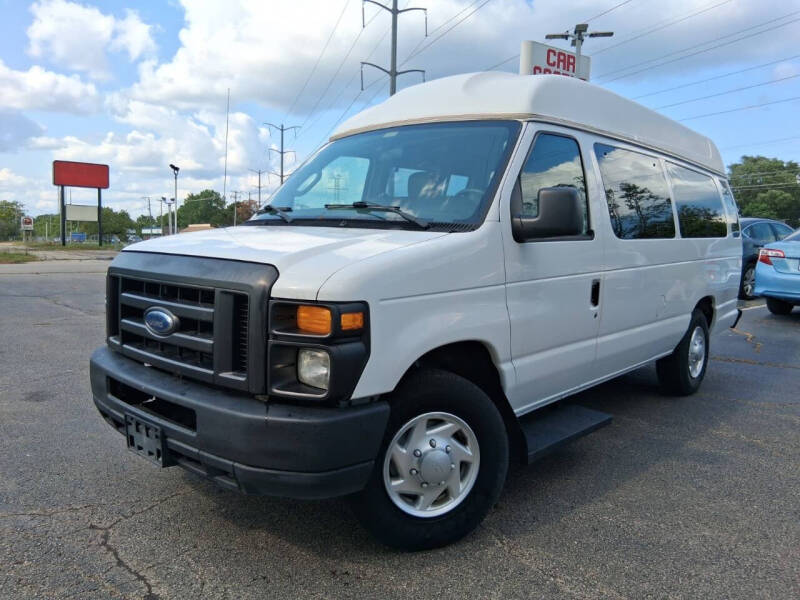 2009 Ford E-Series E-250