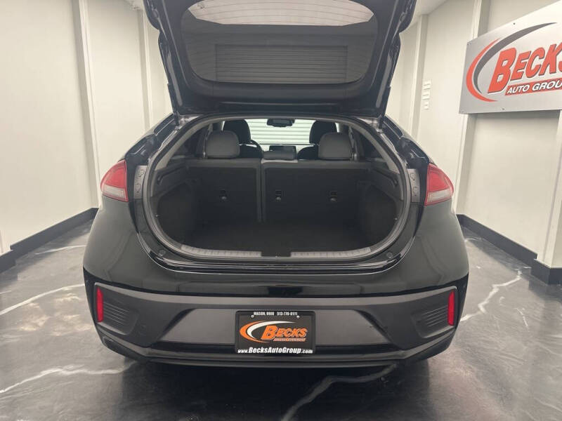 2022 Hyundai Ioniq Hybrid SE