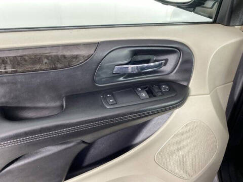 2013 Dodge Grand Caravan American Value Package