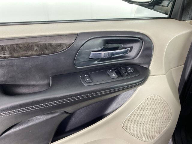 2013 Dodge Grand Caravan American Value Package