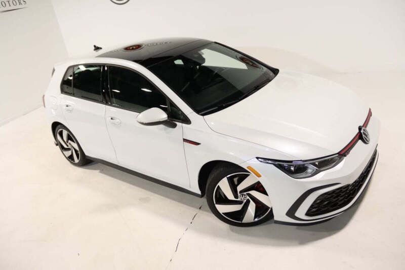 2022 Volkswagen Golf GTI SE