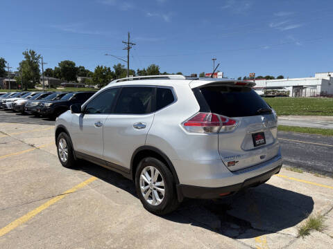 2016 Nissan Rogue SV