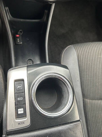 2017 Toyota Prius Three