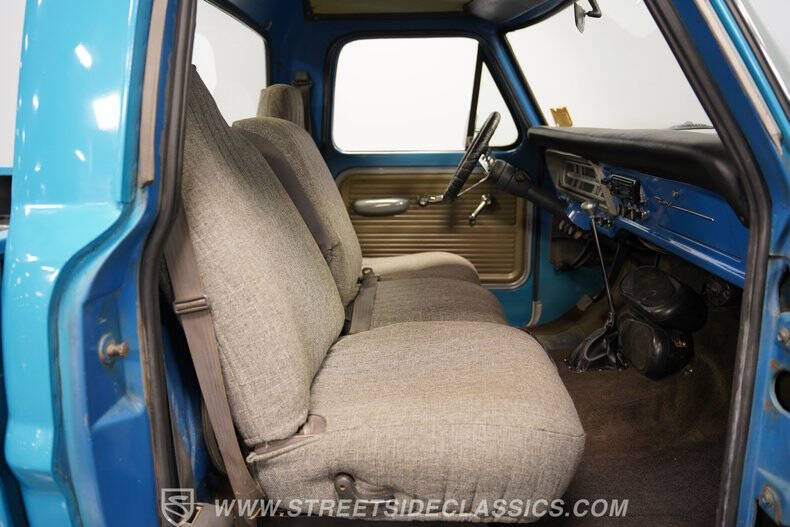 1967 Ford F-100