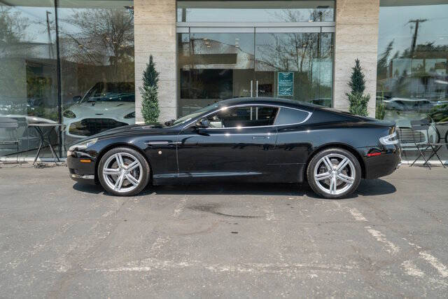 2010 Aston Martin DB9 39