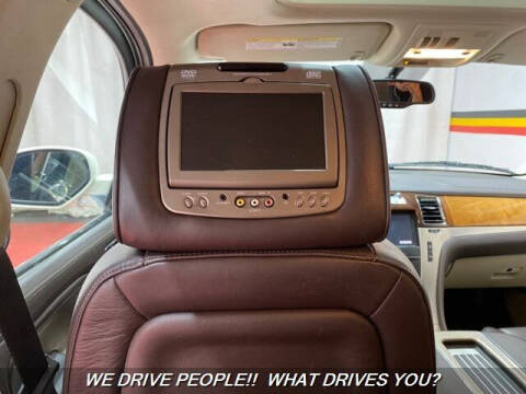 2011 Cadillac Escalade Platinum Edition