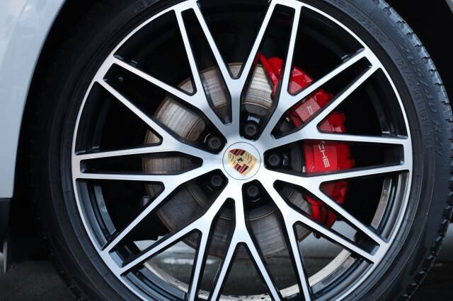 2023 Porsche Macan S