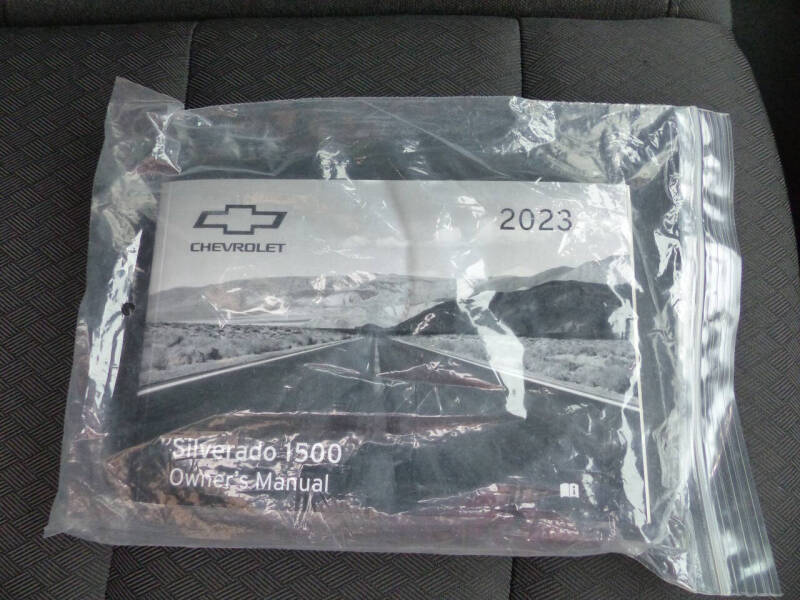 2023 Chevrolet Silverado 1500 Custom