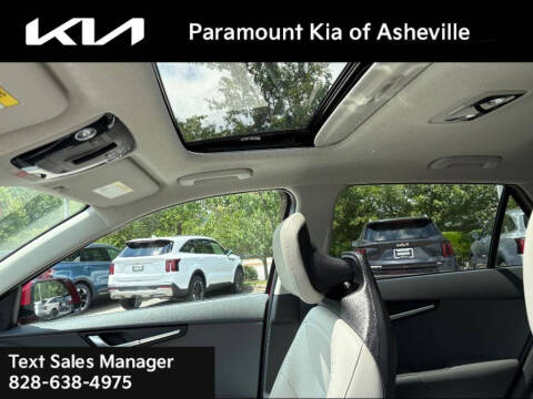 2025 Kia Niro EX Touring