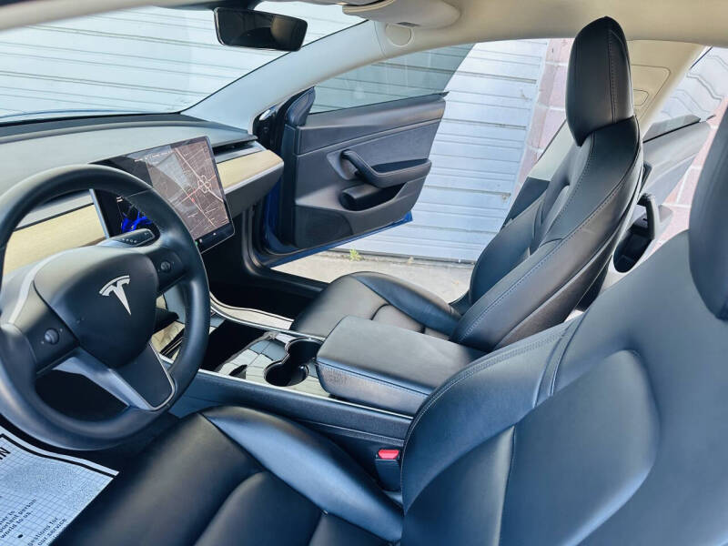 2020 Tesla Model 3 Standard Range Plus