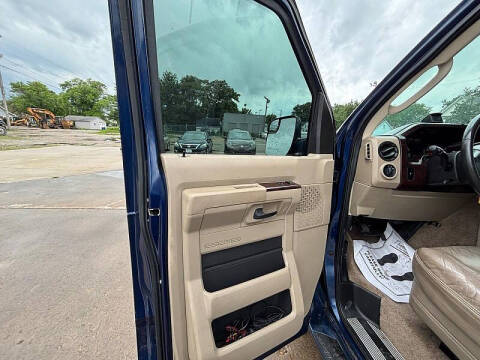 2011 Ford E-Series E-150