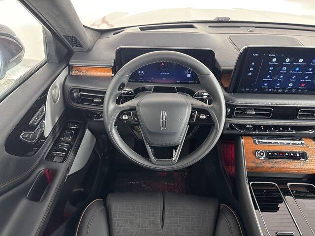 2025 Lincoln Aviator Black Label