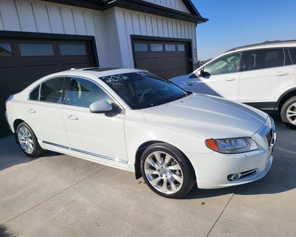 2012 Volvo S80 for sale at LANDMARK AUTO GROUP LLC in Weston, NE