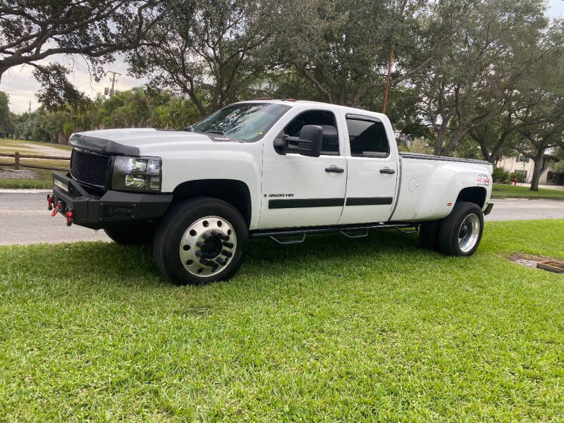 2007 Chevrolet Silverado 3500 LTZ photo 17