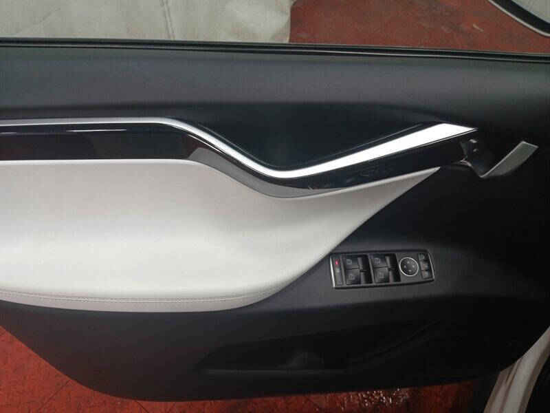 2018 Tesla Model X P100D