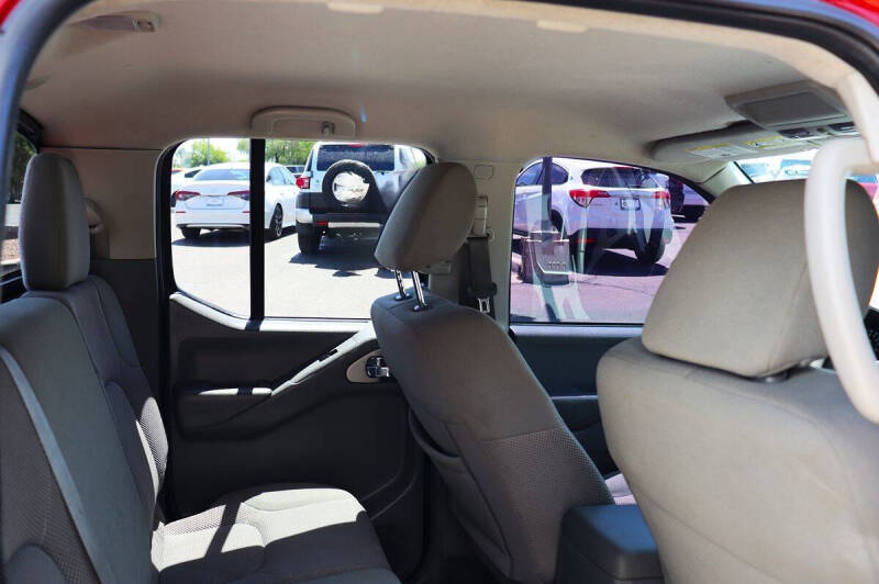 2021 Nissan Frontier SV