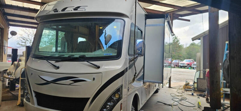 2017 Thor Motor Coach ACE 30.1
