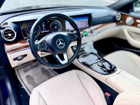2017 Mercedes-Benz E-Class E 300 4MATIC