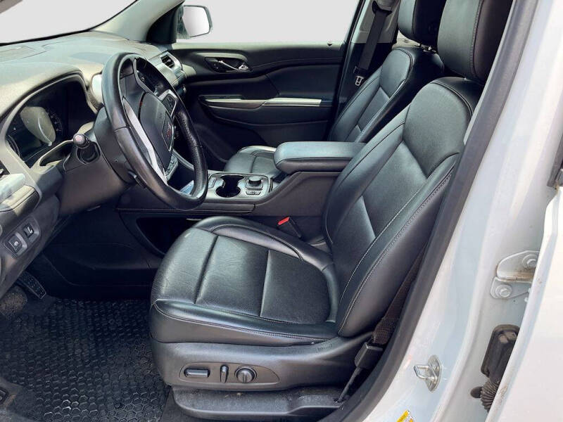 2021 GMC Acadia SLT